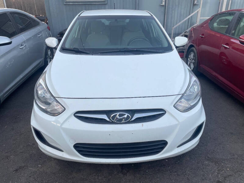 2013 Hyundai Accent GS
