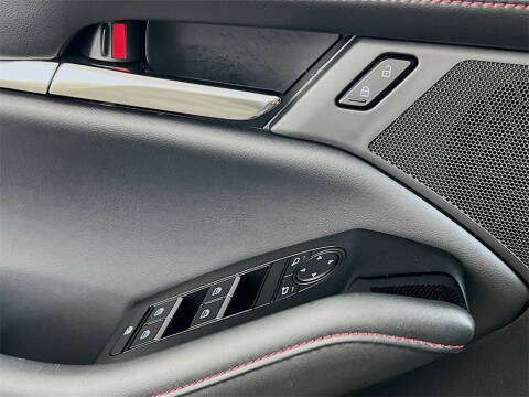 2025 Mazda Mazda3 Sedan 2.5 S Carbon Edition