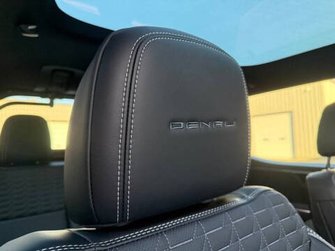 2025 GMC Sierra EV Denali