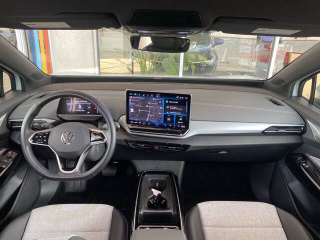2025 Volkswagen ID.4 Pro