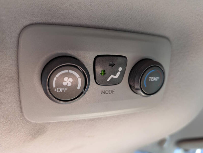 2014 Toyota Sienna L 7-Passenger