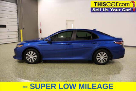 2019 Toyota Camry Hybrid LE