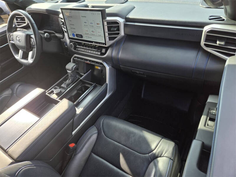 2024 Toyota Sequoia Capstone