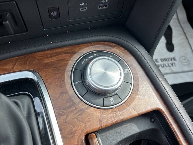 2024 Nissan Armada SL