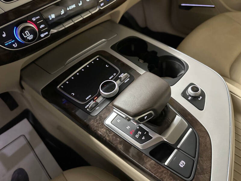 2017 Audi Q7 2.0T quattro Premium Plus