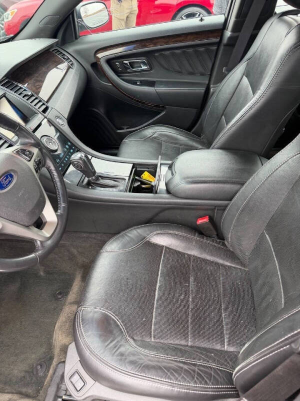 2013 Ford Taurus Limited