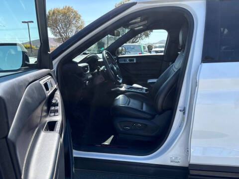 2020 Ford Explorer ST