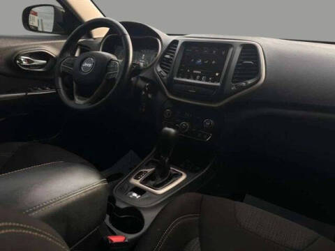 2016 Jeep Cherokee Latitude Altitude