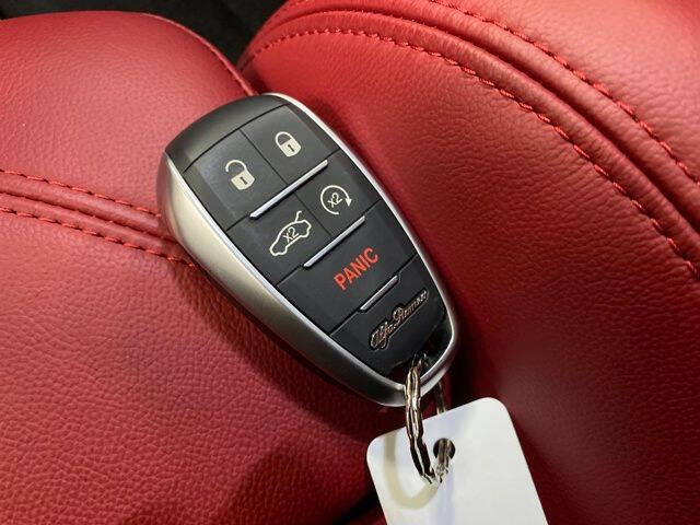 2024 Alfa Romeo Stelvio Ti