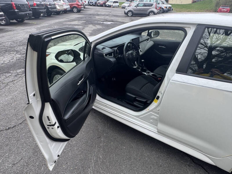 2019 Toyota Corolla Hatchback SE