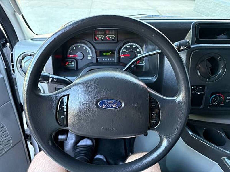 2013 Ford E-Series E-150