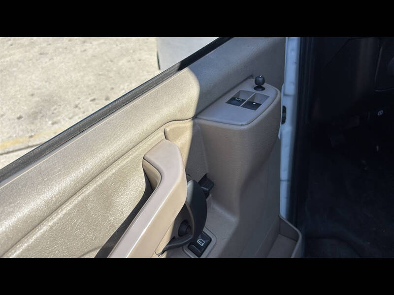 2022 Chevrolet Express 2500