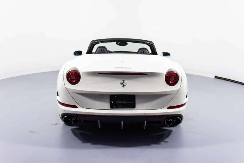 2017 Ferrari California T