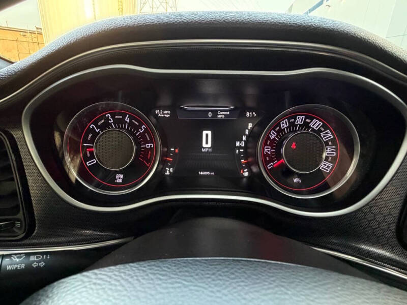2016 Dodge Challenger SXT Plus