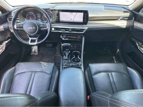 2022 Kia K5 EX