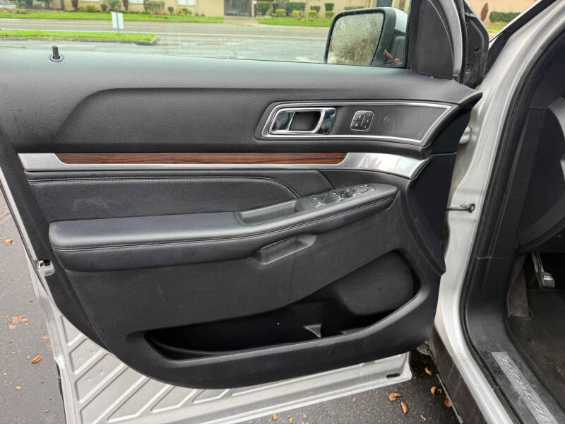 2019 Ford Explorer Limited