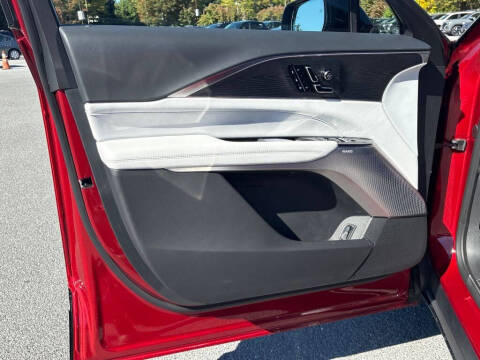 2026 Cadillac LYRIQ Premium Luxury