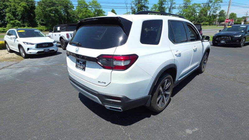 2023 Honda Pilot Elite