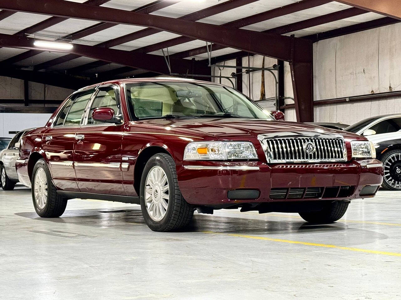 2011 Mercury Grand Marquis for sale at Carnival Car Company in Victoria, TX