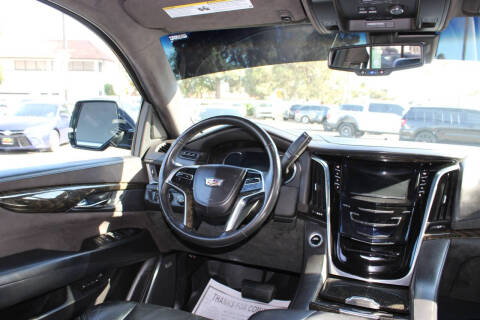 2016 Cadillac Escalade Platinum