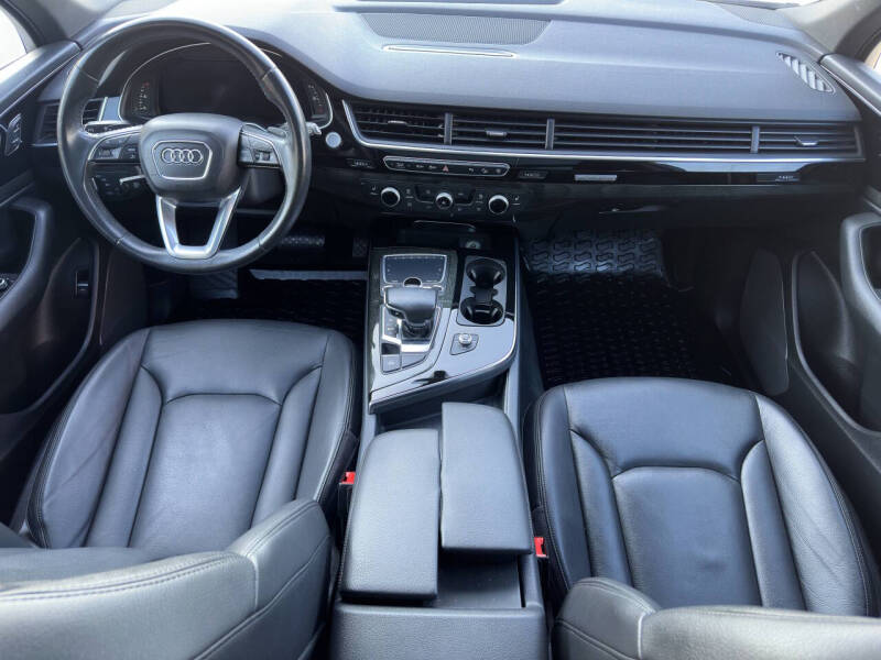 2017 Audi Q7 2.0T quattro Premium Plus