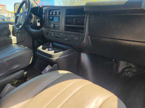 2019 Chevrolet Express LS 3500