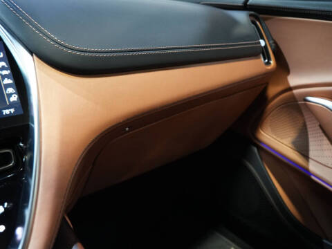2021 Aston Martin DBX