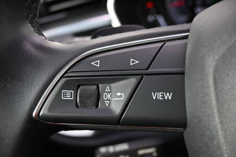 2022 Audi Q3 quattro S line Prem Plus 45 TFSI