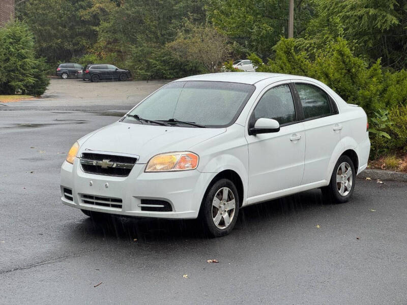 2011 Chevrolet Aveo's photo