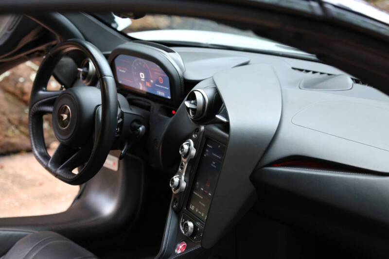2020 McLaren 720S Spider Performance