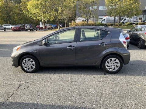 2014 Toyota Prius c Two