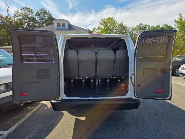 2010 Ford E-Series E-250