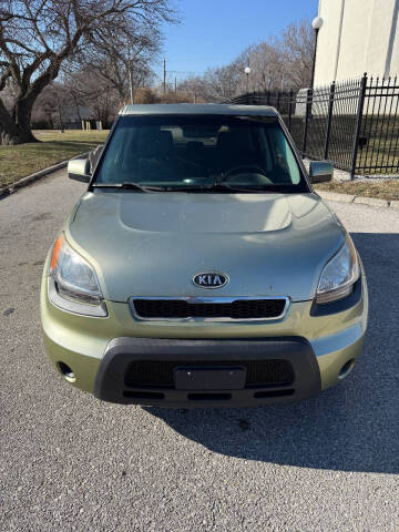 2011 Kia Soul +