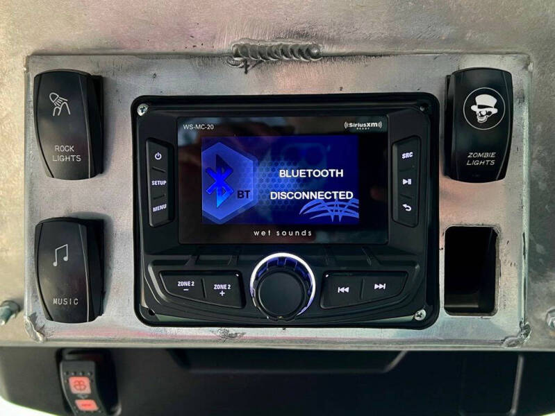 2022 Can-Am Defender