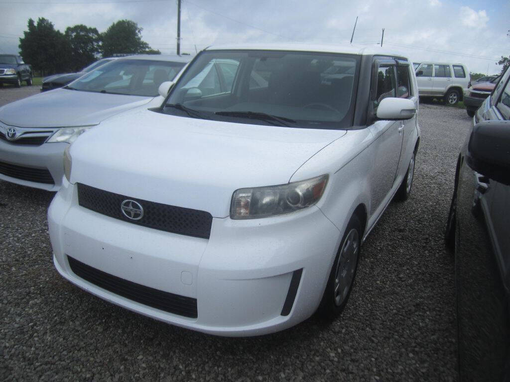 White 2009 Scion xB Base Base 4dr Wagon 4A 2