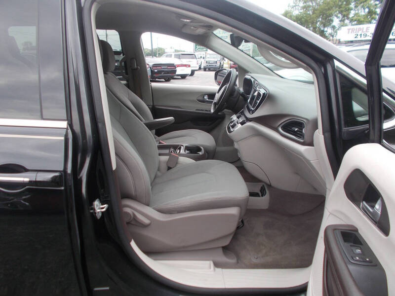2018 Chrysler Pacifica Touring Plus