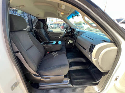 2013 Chevrolet Silverado 3500HD CC
