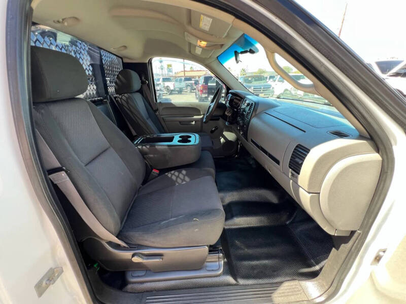 2013 Chevrolet Silverado 3500HD CC