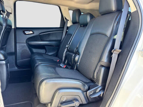 2020 Dodge Journey Crossroad