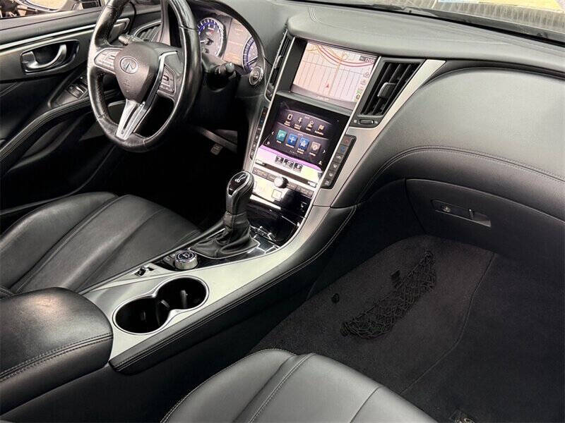 2017 Infiniti Q60 3.0T Premium