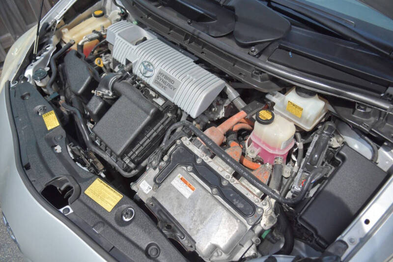 2012 Toyota Prius Three