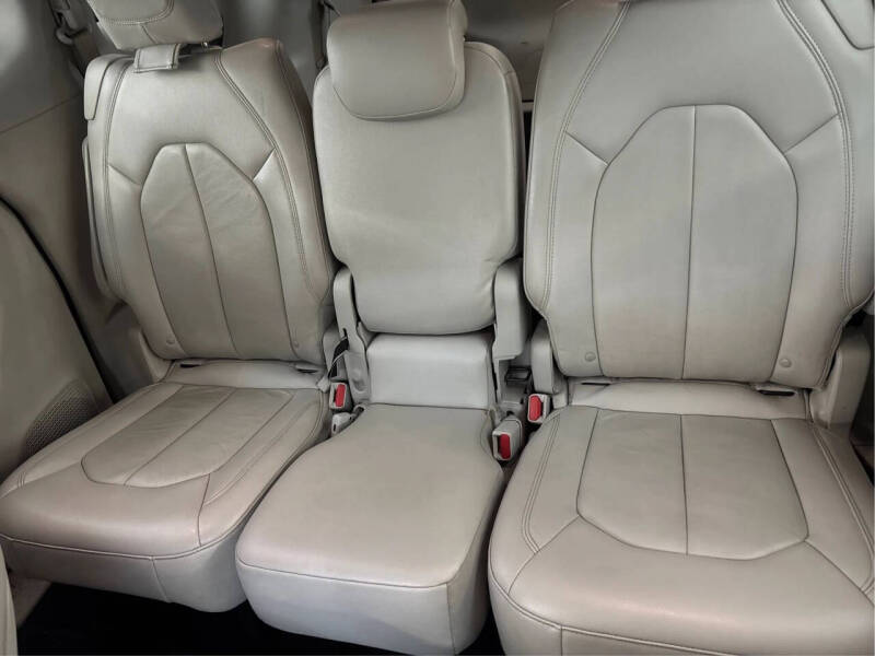 2017 Chrysler Pacifica