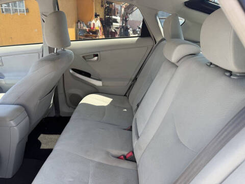 2014 Toyota Prius Three