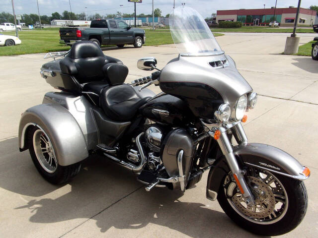 2016 Harley-Davidson Tri Glide Ultra for sale at Johnson Car Company LLC in Mount Pleasant, IA