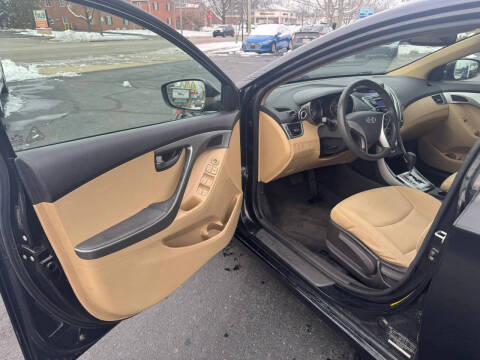 2012 Hyundai Elantra