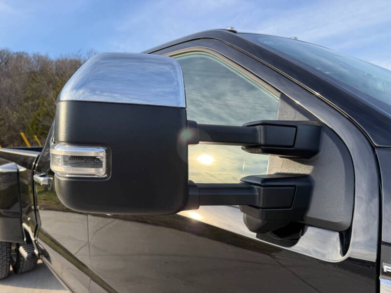 2026 Ford F-450 Super Duty Platinum