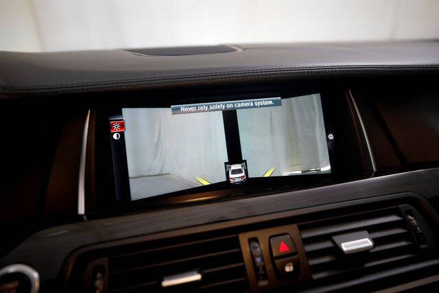 2016 BMW 5 Series 550i