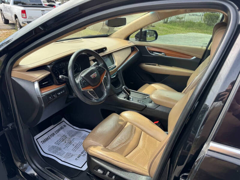 2017 Cadillac XT5 Platinum