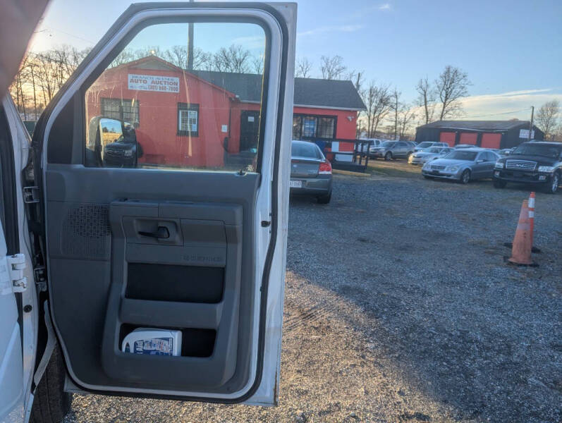 2012 Ford E-Series E-250