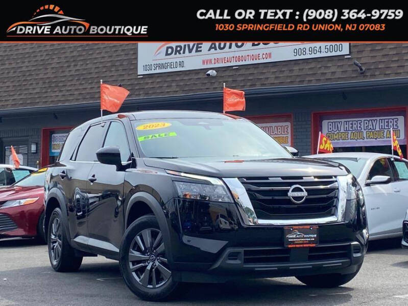 2023 Nissan Pathfinder S